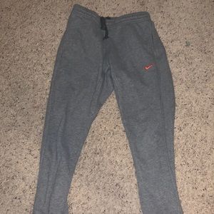 grey nike sweatpants